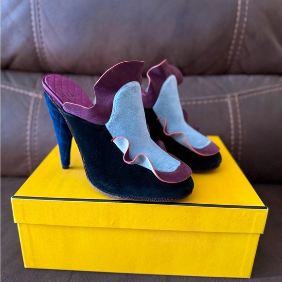 Fendi Multicolor Velvet and Nubuck Leather Waves Ruffled  Mules - Picture 1 of 12